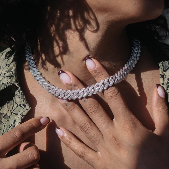 CERNUCCI • 14mm White Gold Baguette Cuban Necklace - Picture 4 of 9